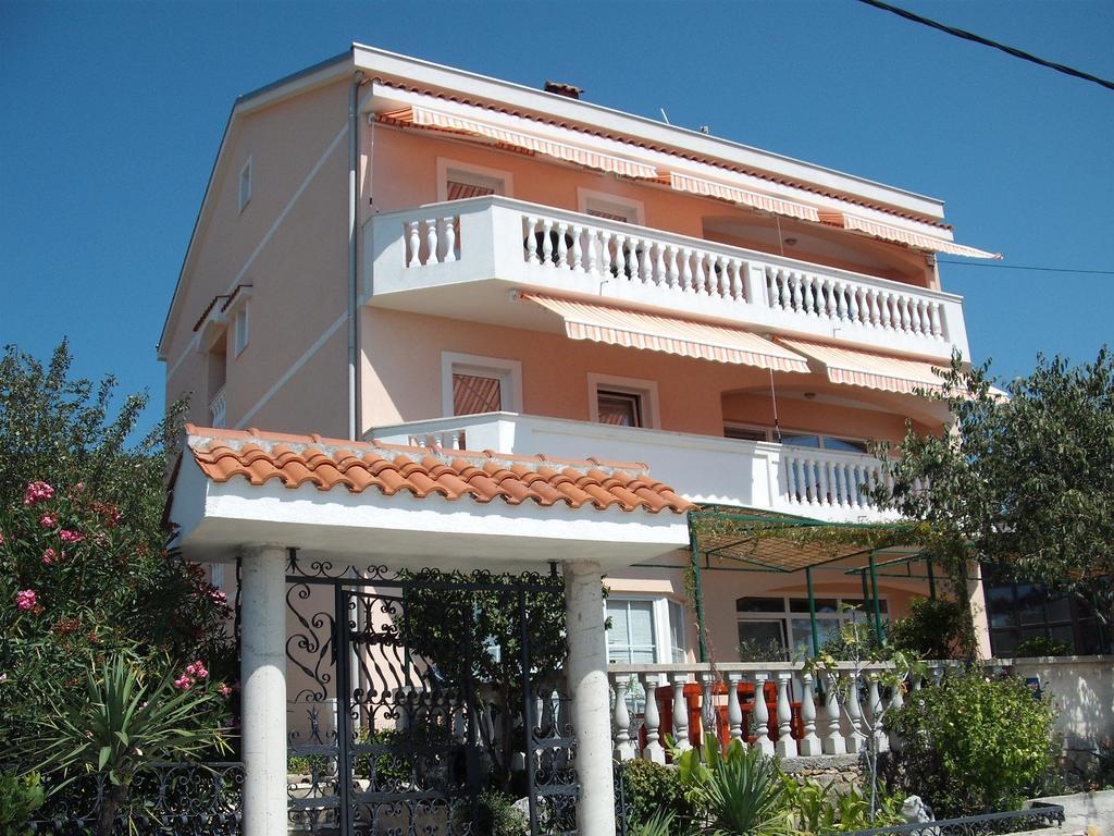 Apartments Velic Crikvenica Exterior photo