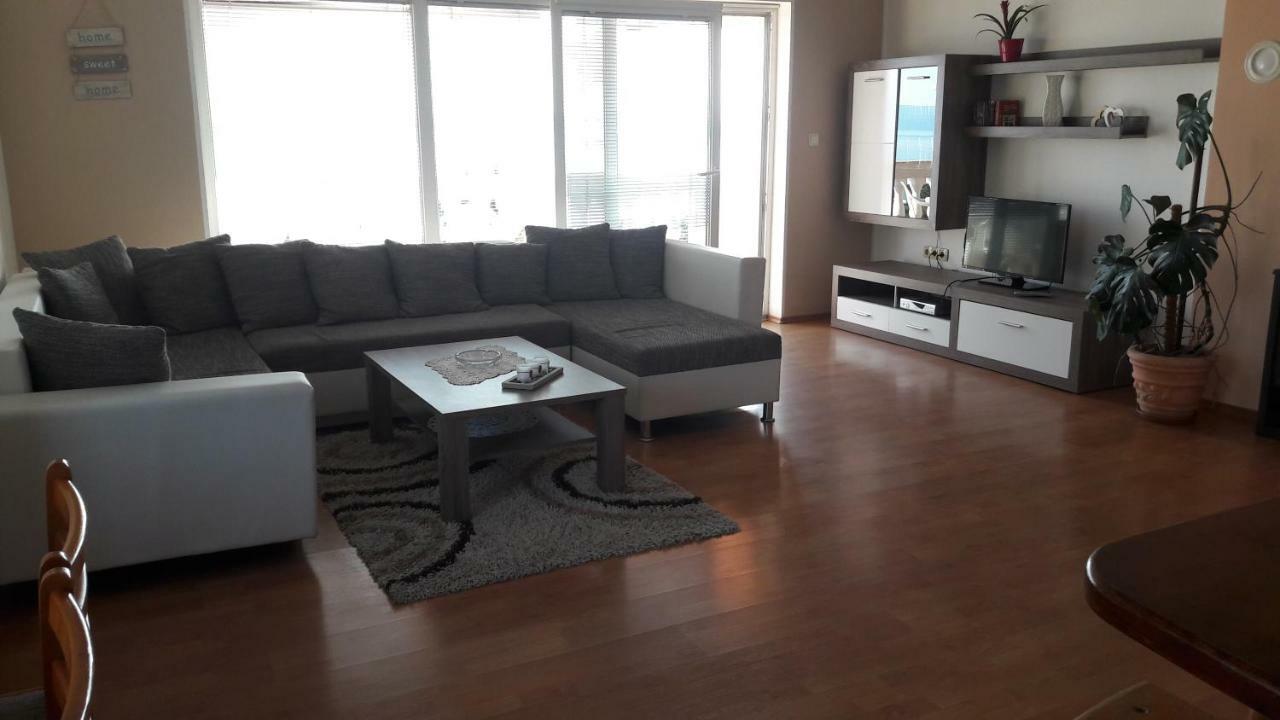 Apartments Velic Crikvenica Exterior photo
